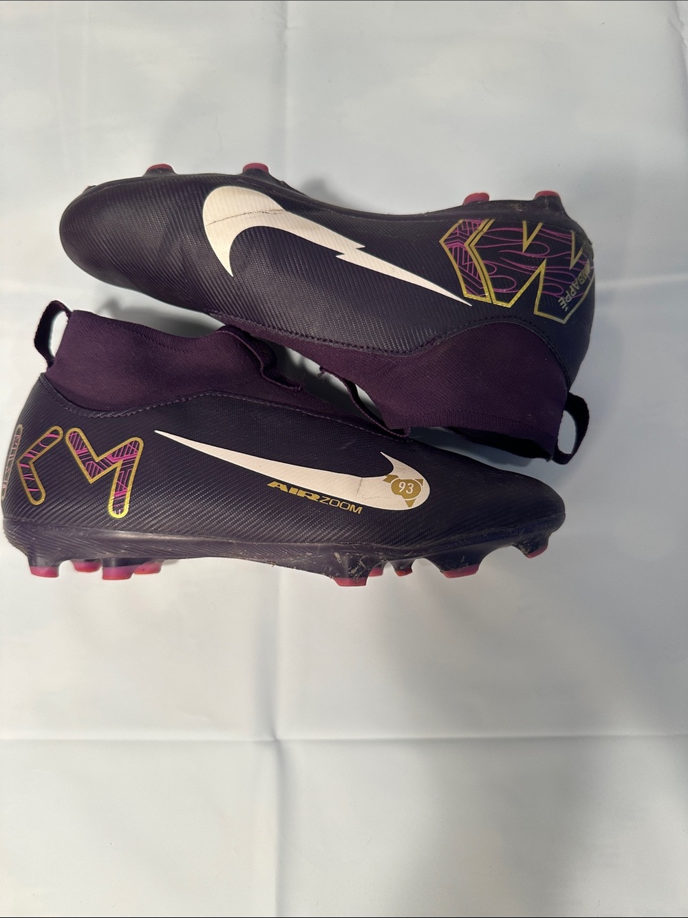 Nike kids Purple/Black Soccer Cleats with White Swoosh size 6 - Picture 8 of 11